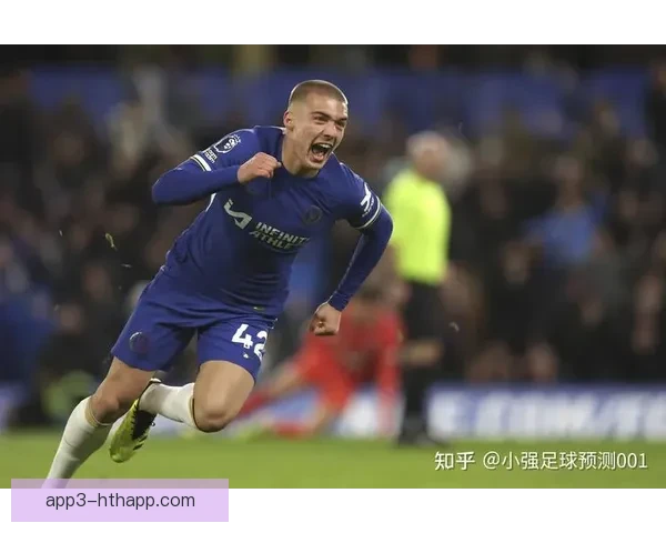 全景聚焦足球体育直播赛事解读战术分析与精彩瞬间呈现全程陪伴球迷互动 全景聚焦足球体育直播赛事解读战术分析与精彩瞬间呈现全程陪伴球迷互动